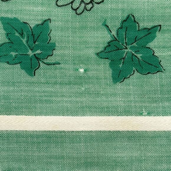 Green Daisy Bridesmaid Wedding Handkerchief Cottage Core Granny Vintage - Picture 2 of 3